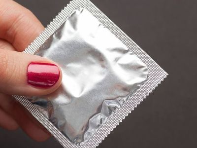 尴尬了,青岛产避孕套被紧急召回,发现"针孔"检测项目不合格